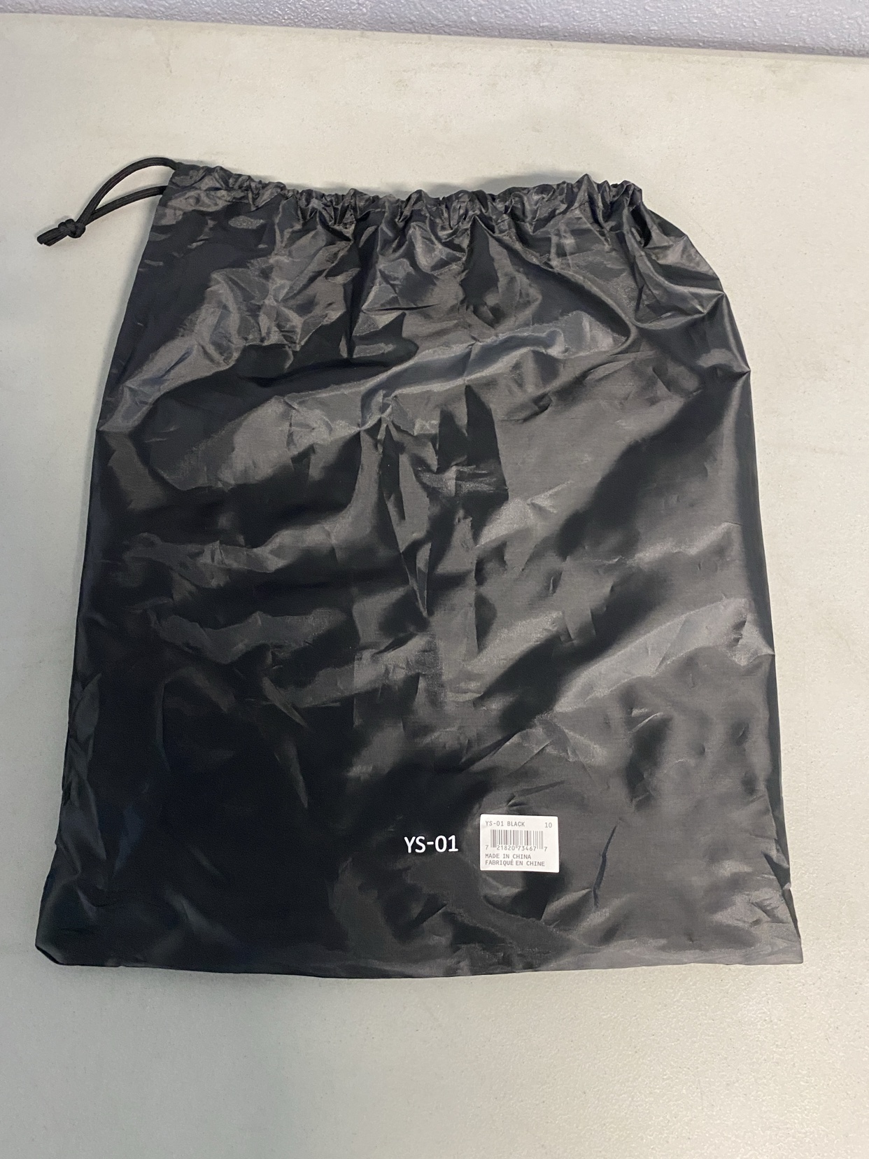 Black YS-01 shipping packaging